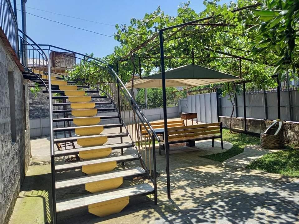 Guest House Fazisi كوتايسي المظهر الخارجي الصورة